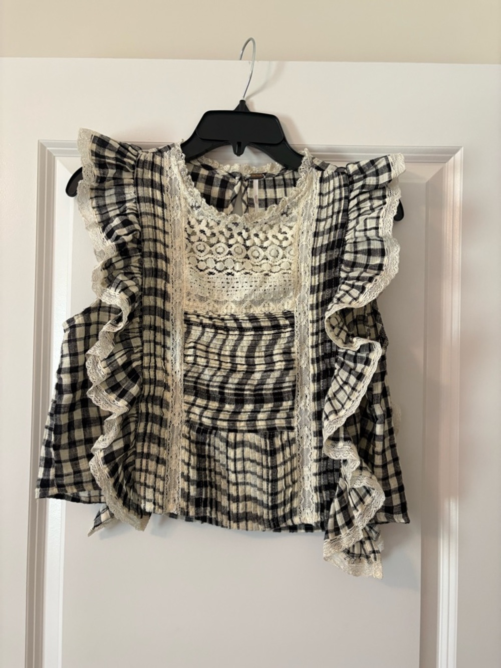 Free People Black and Cream Plaid Ruffle Cropped Top and Shorts Set - Picture 2 of 10